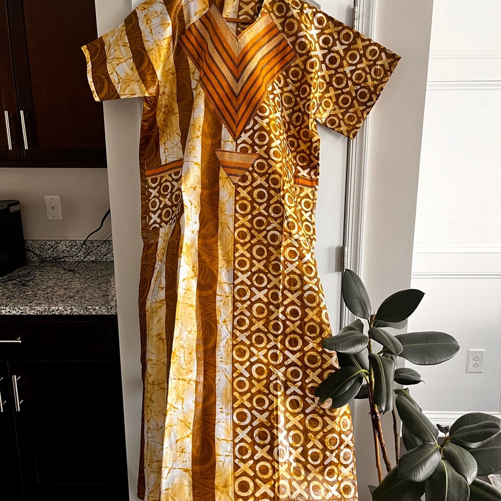 Casual Yellow and Brown A-Line Maxi Dress with V-Neck
